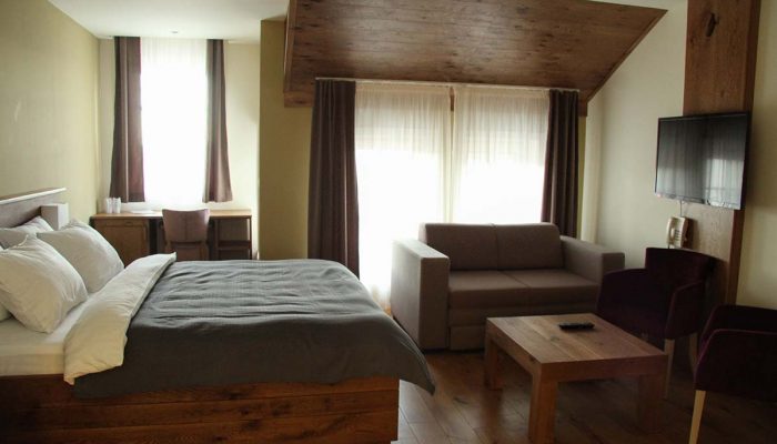 Comfortable guest room at Villa Panuka Pancevo